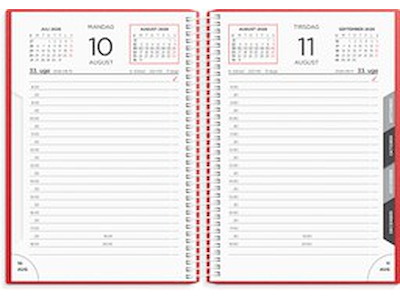 KALENDER MAYLAND 2026 26210040 DAGKALENDER RØD PP-PLAST 17,5X13,5CM