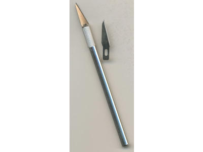 KNIV SKALPEL I ALU MED LANGT BLAD  