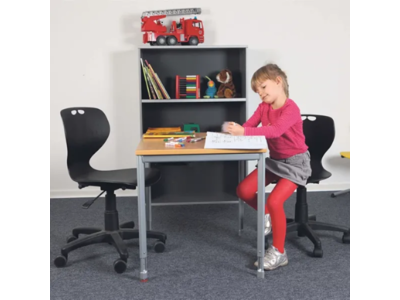 TOGO FUNKTIONSSTOL SORT SKAL MED BLØDE HJUL UDEN PO, SIDDEHØJDE 41-54CM