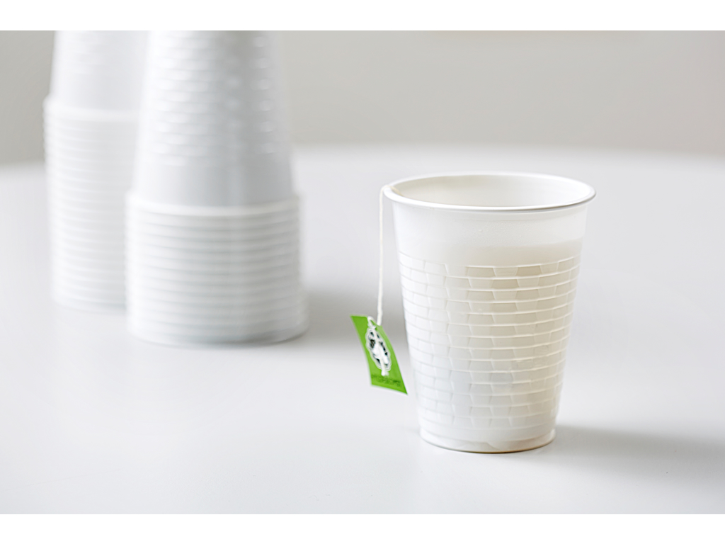 ENGANGSARTIKEL AUTOMATBÆGER 21 CL HVID, 100 STK., EXCL. STATSAFGIFT 