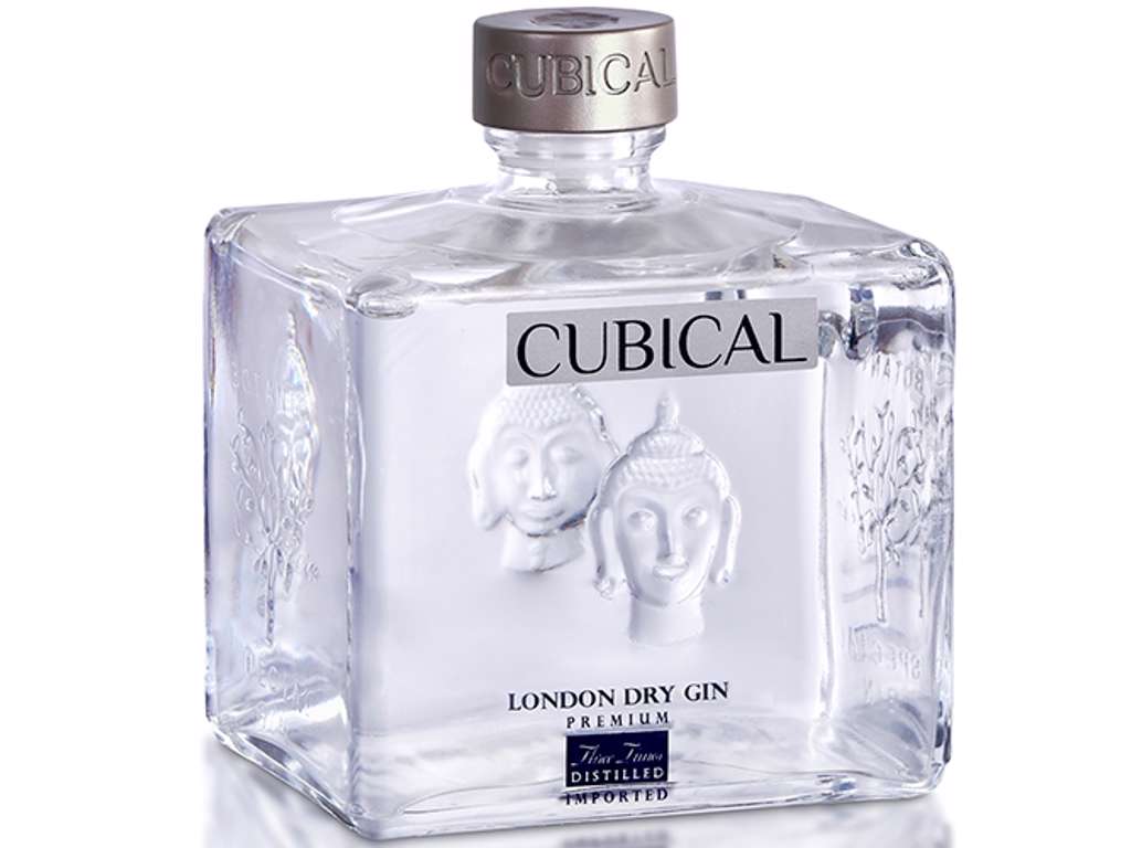 CUBICAL PREMIUM 40% 70CL.  