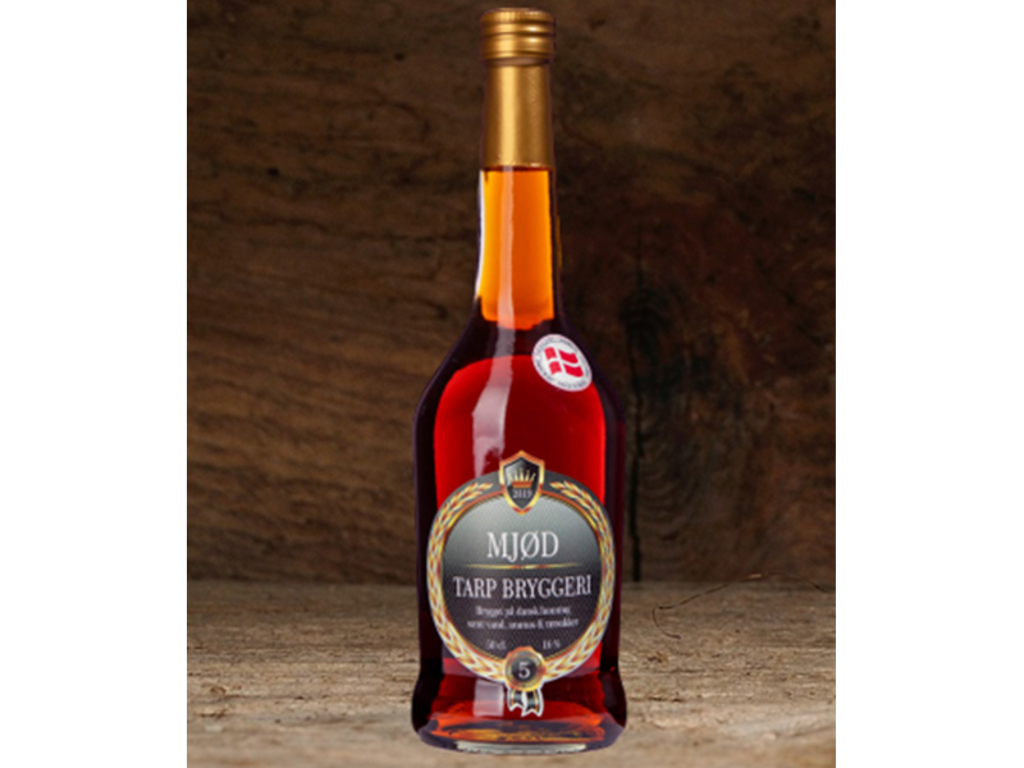 JYSK MJØD NO. 5 16% 50CL. HONNING ANANAS OG RØRSUKKER DESSERTVIN 