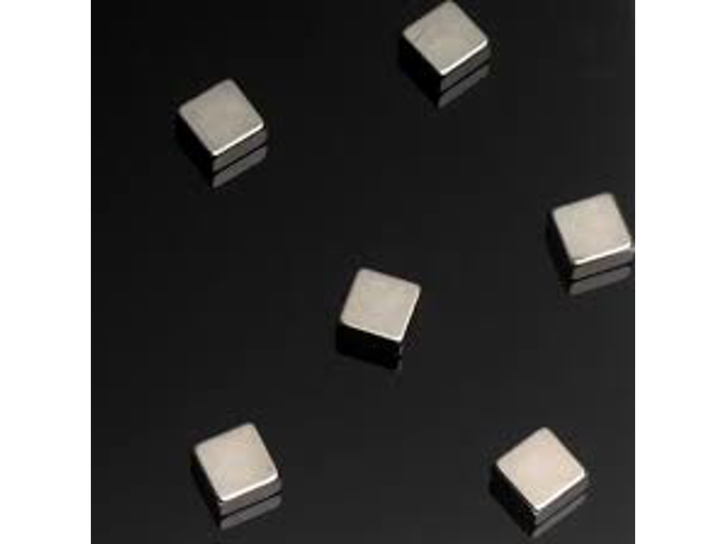 MAGNET NAGA T/GLASTAVLE PK. A 6  STK. STÅL FIRKANTET-SUPER STRONG 20010