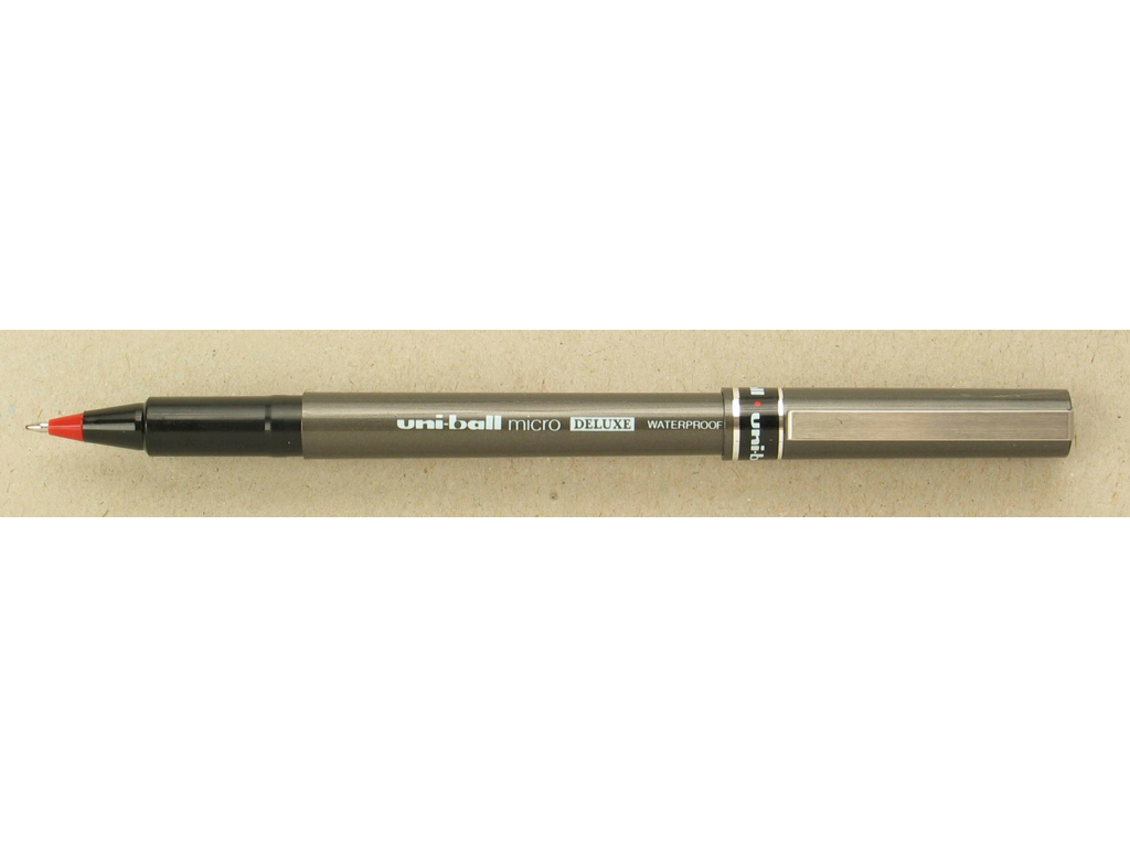ROLLERPEN UNI-BALL UB-155 DE LUXE MICRO 0,2MM RØD              *** 